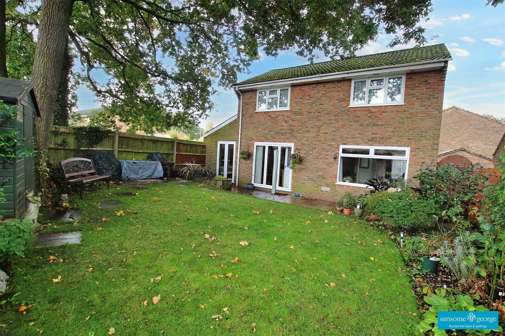 Addiscombe Chase, Tilehurst, Reading
